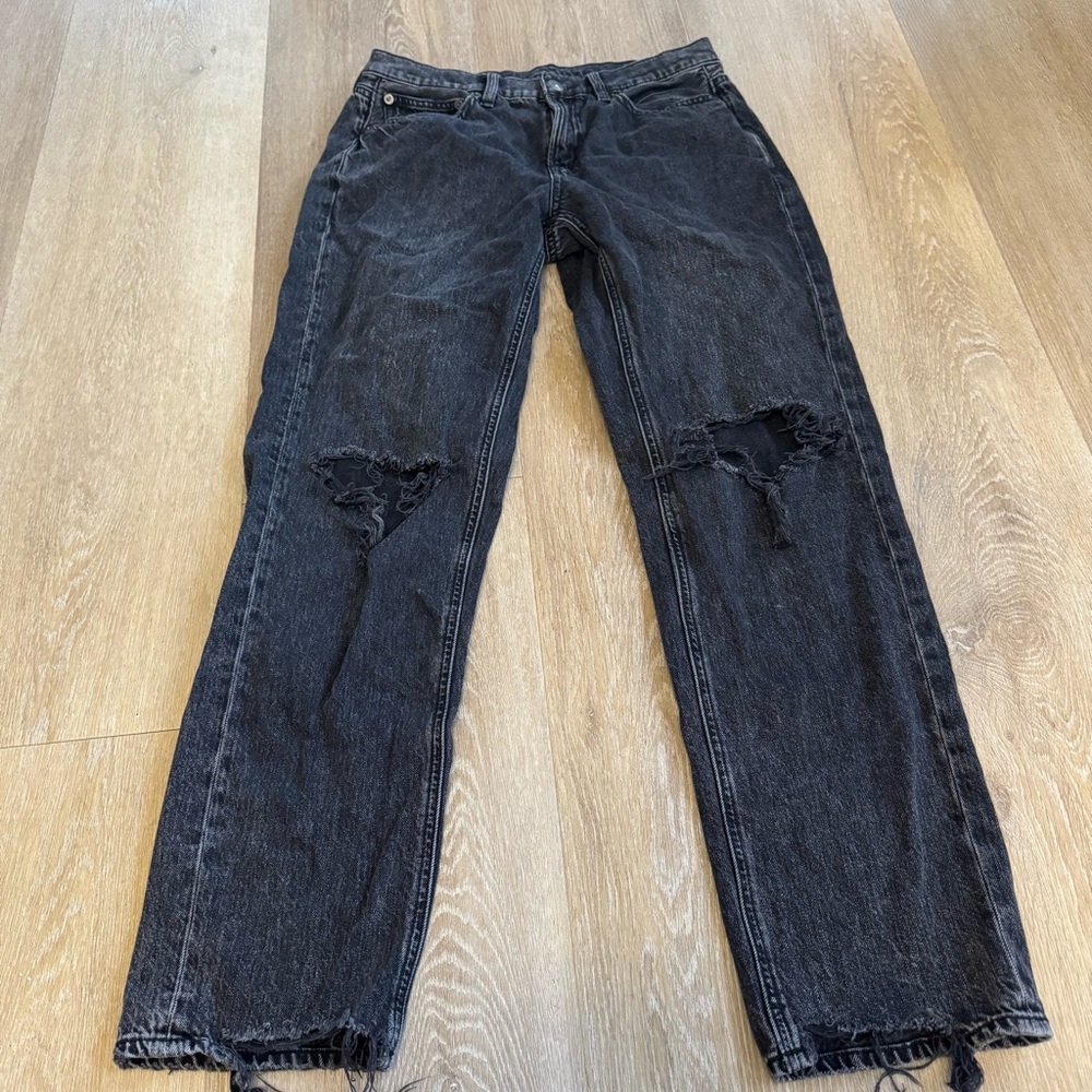 American Eagle Black Distressed 90’s Low Rise Jeans